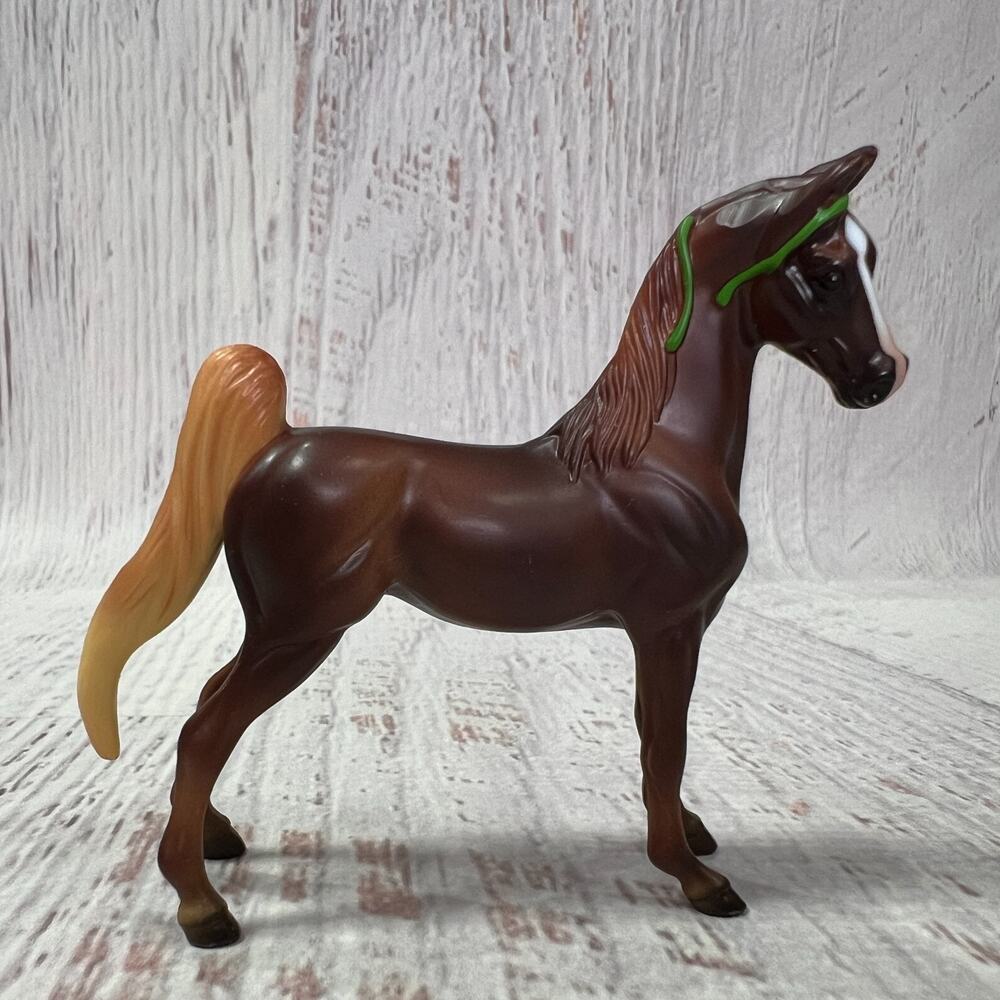 Breyer Horse Stablemate Figurine Chestnut American Saddlebred Green Ribbon 1999